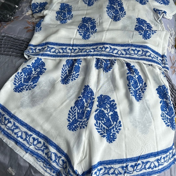 Shein Pants - Gorgeous Blue Shorts & Top Outfit